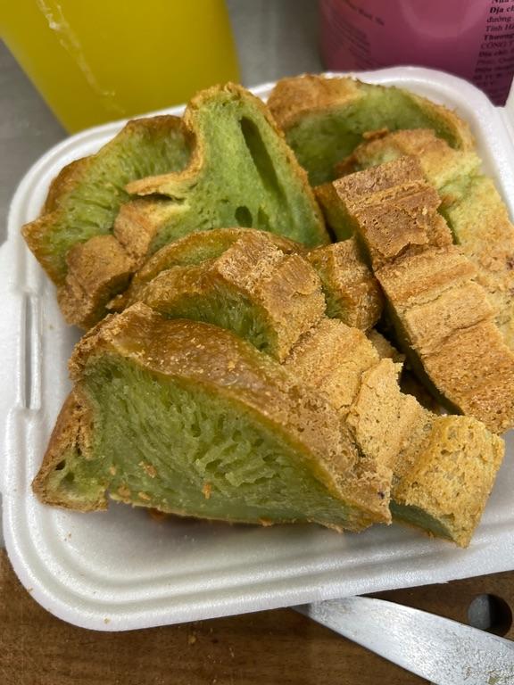 Bánh bò + cốt dừa hộp
