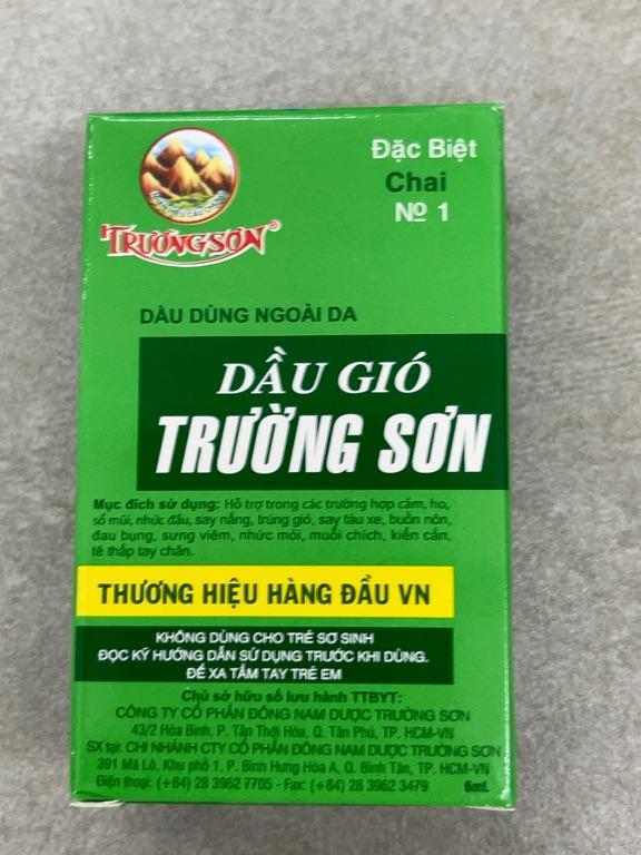 Dầu gió Trường Sơn Đặc Biệt Chai No 1