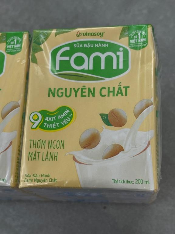 Sữa đậu nành Fami Nguyên Chất 200ml